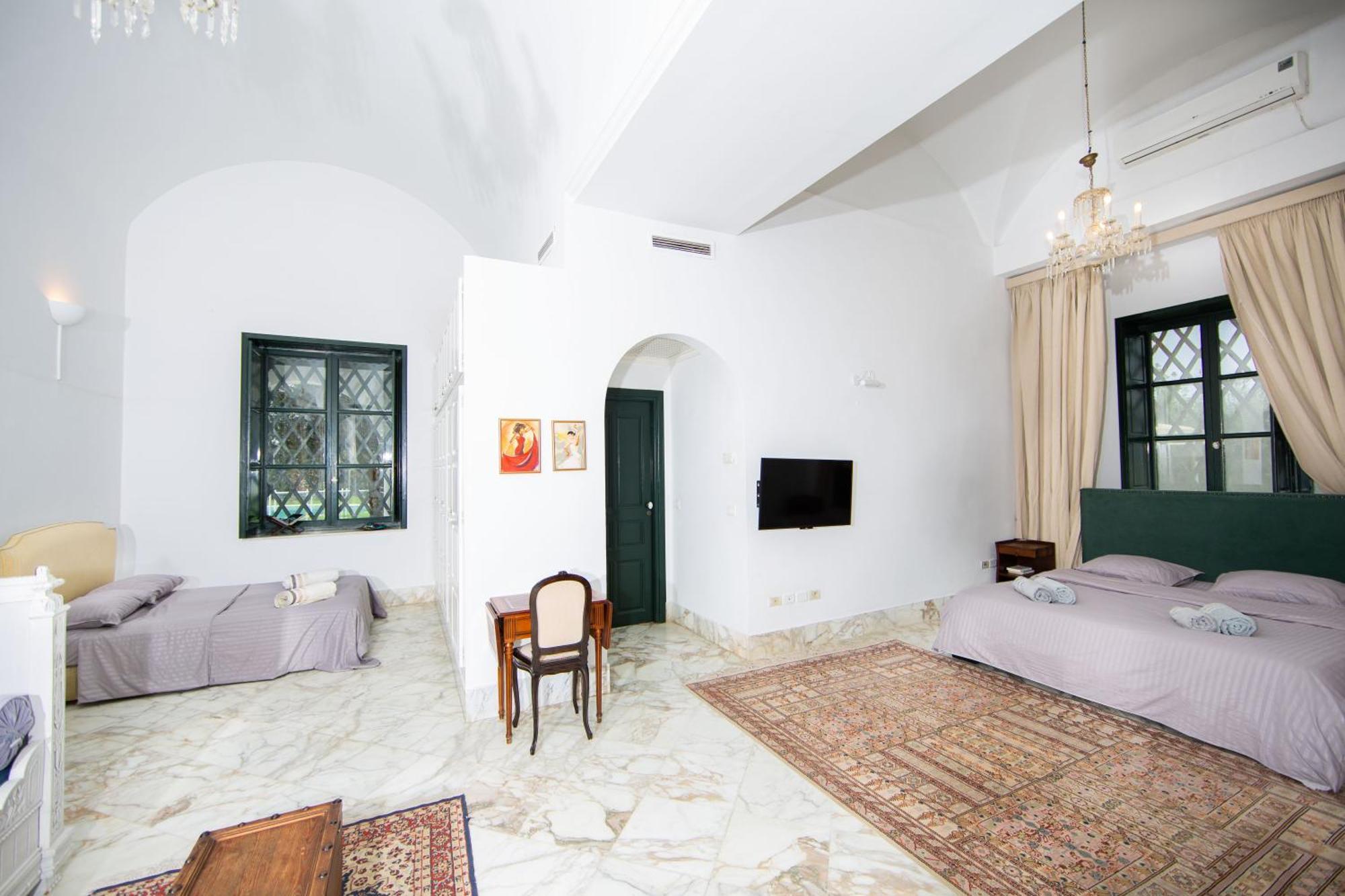 Appartement Prive Dans Une Grande Maison D'Hote La Marsa Extérieur photo
