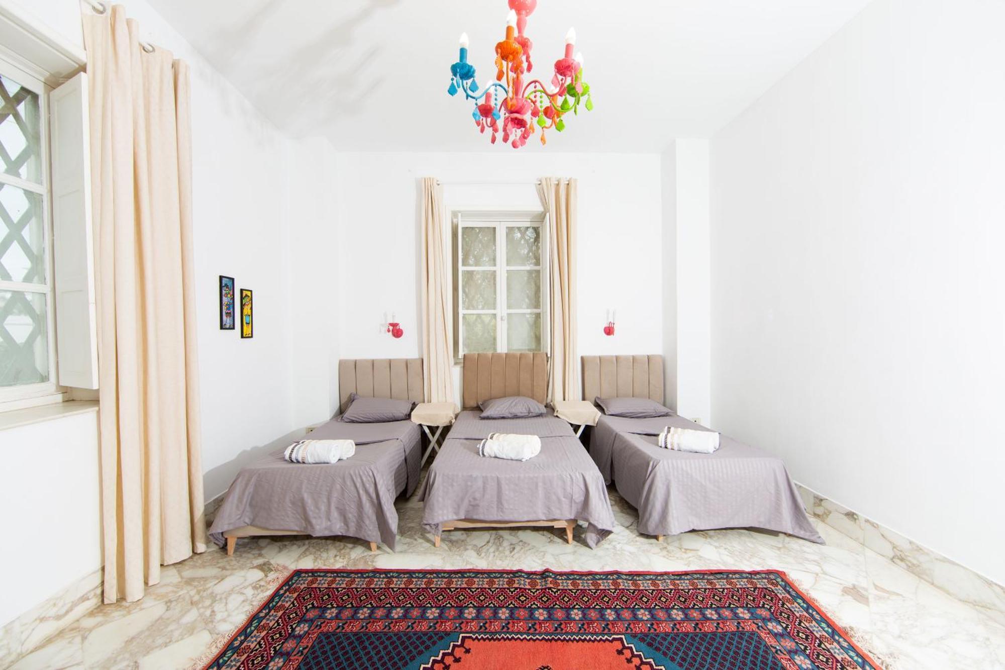 Appartement Prive Dans Une Grande Maison D'Hote La Marsa Extérieur photo