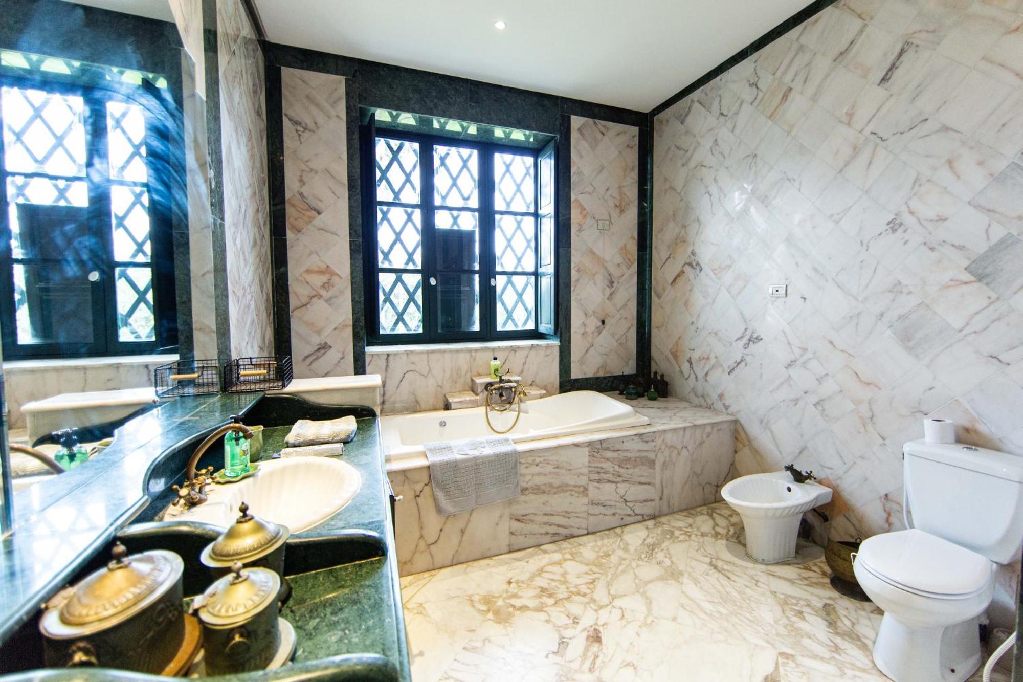 Appartement Prive Dans Une Grande Maison D'Hote La Marsa Extérieur photo