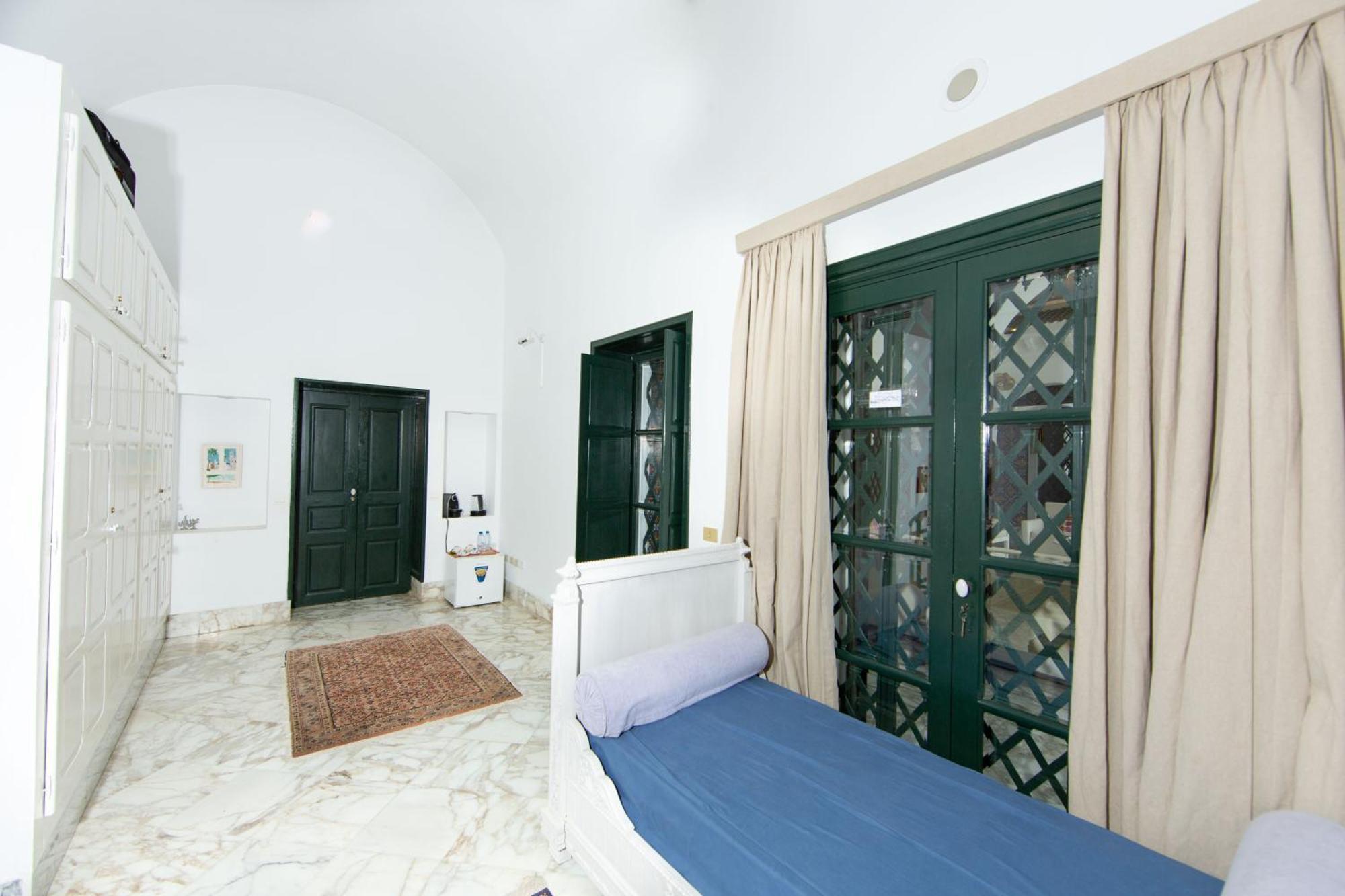 Appartement Prive Dans Une Grande Maison D'Hote La Marsa Extérieur photo